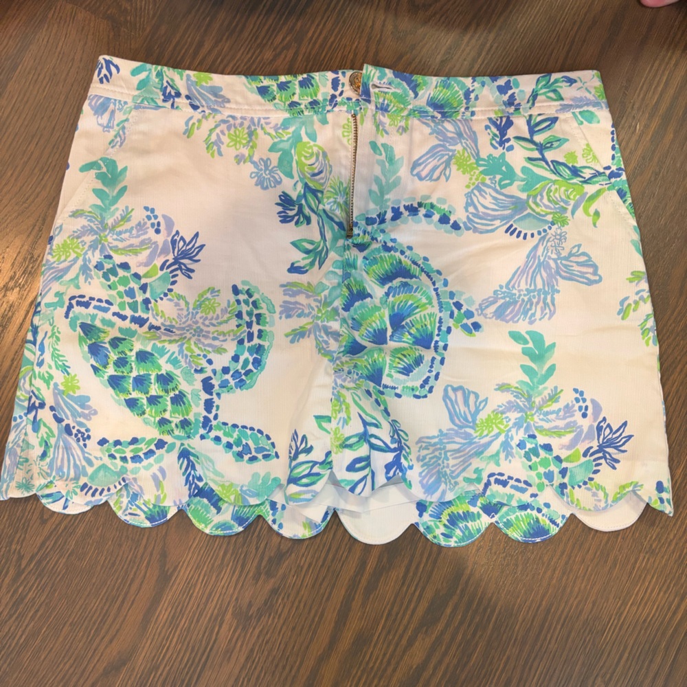 Lilly Pulitzer scallop edge skort